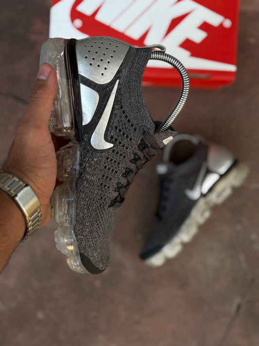 Vapor Max 2.0 silver grey