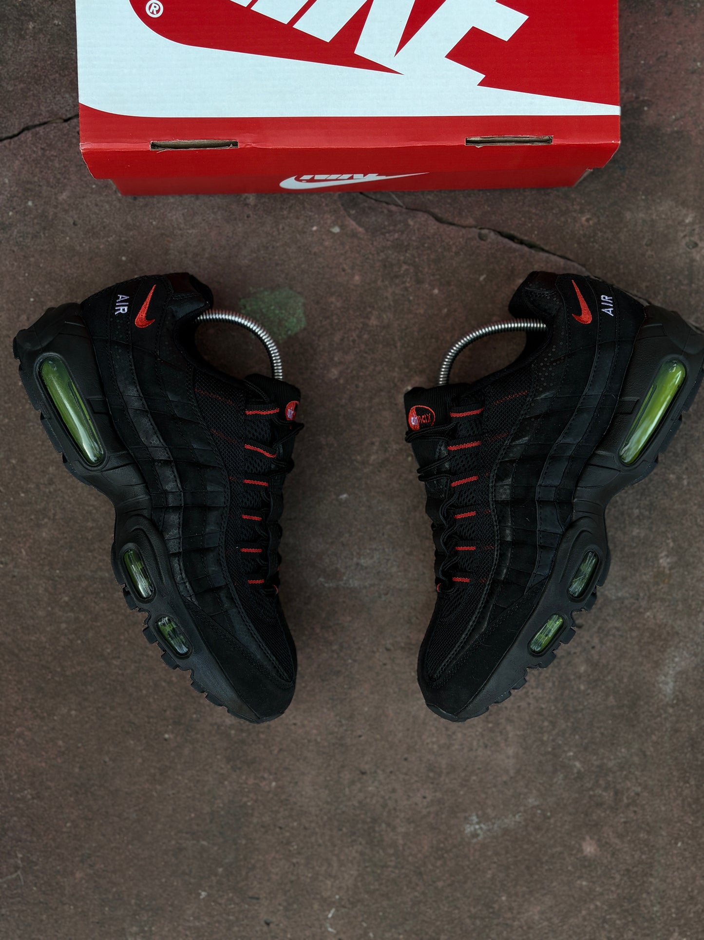 Air Max 95 black and grenred