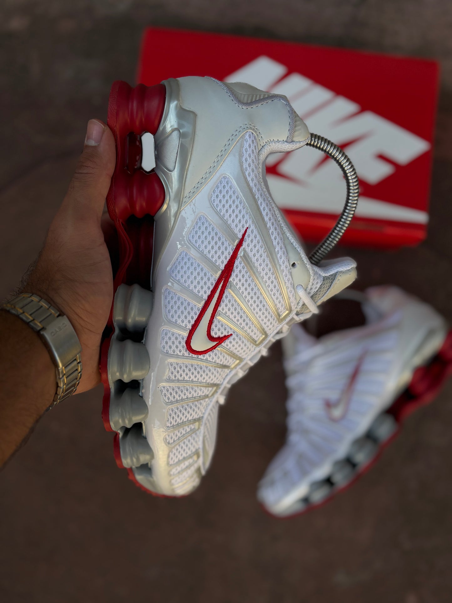 Air Max SHOX red