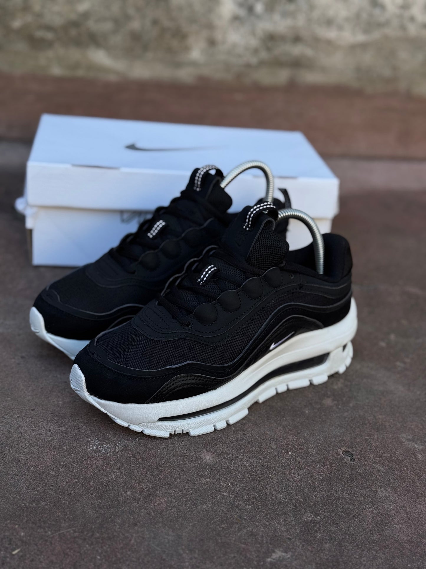 Air max 97 futura black and white