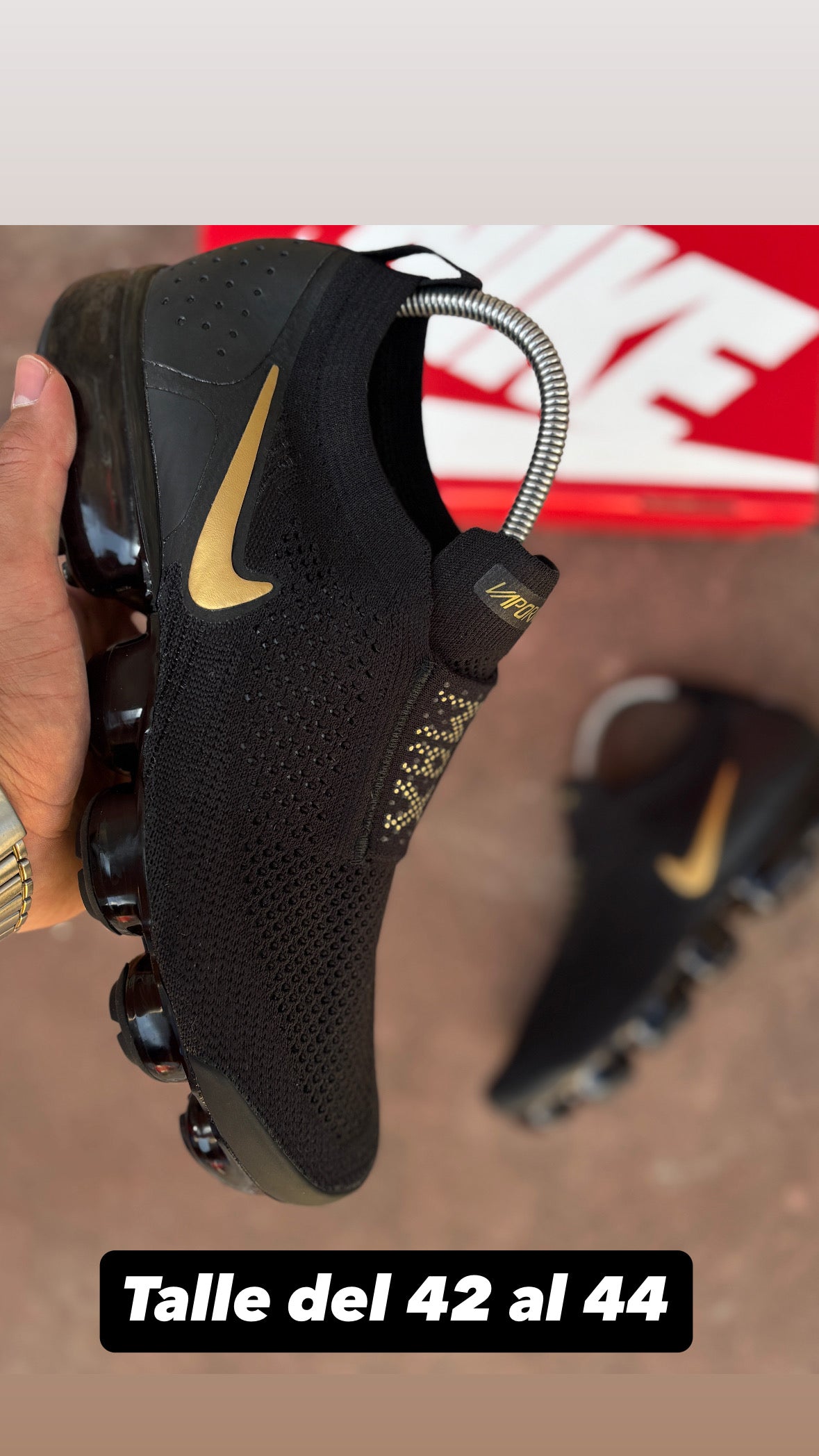 Vapor Max 2.0 gold