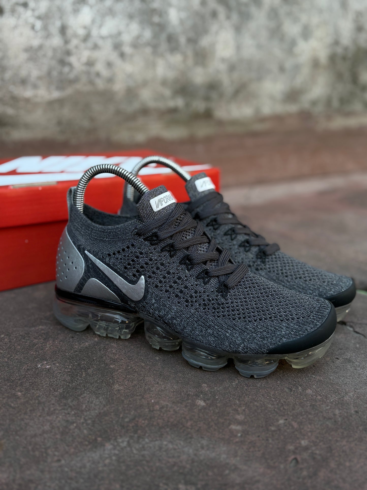 Vapor Max 2.0 silver grey