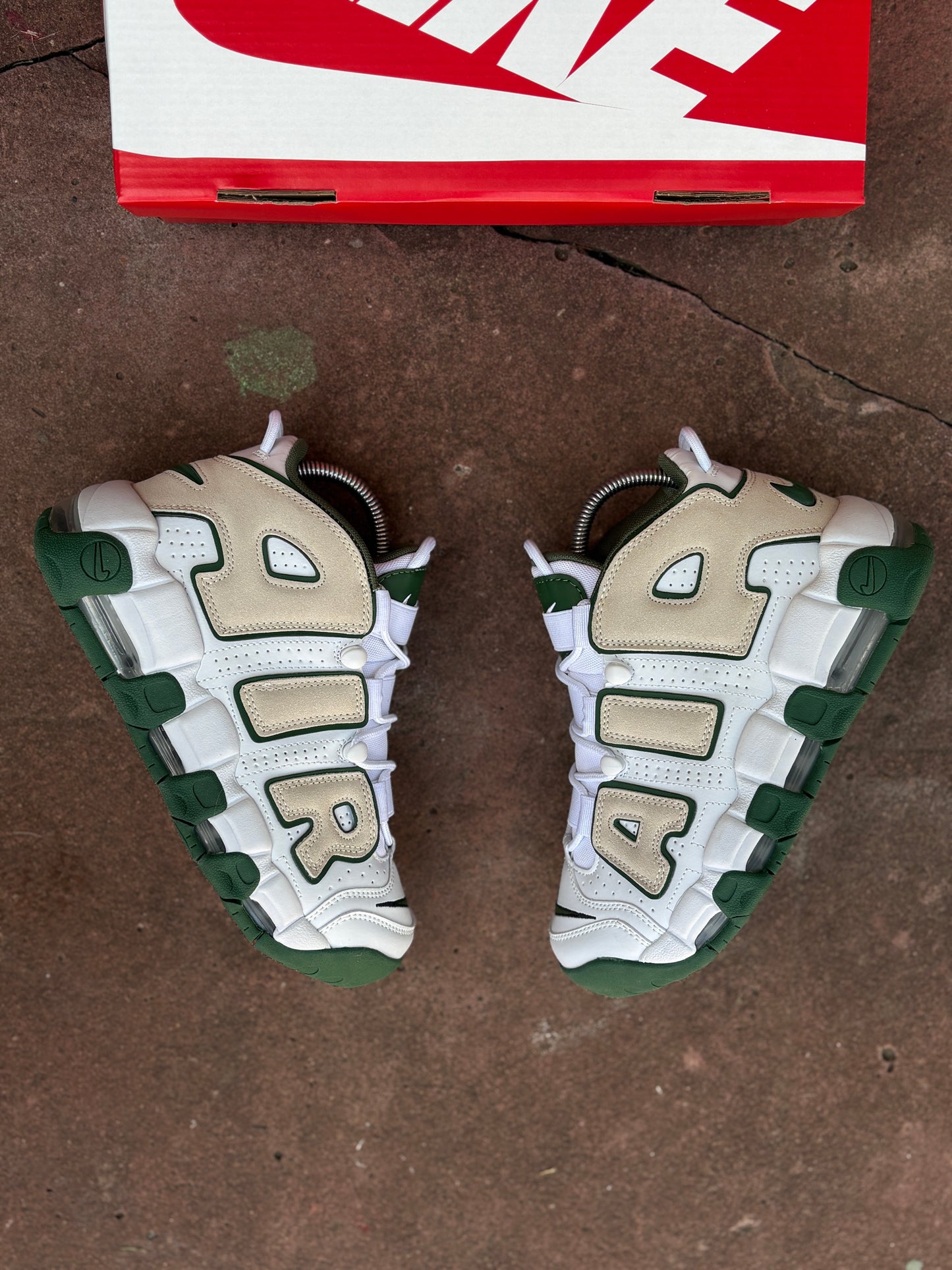 Up tempo green and white