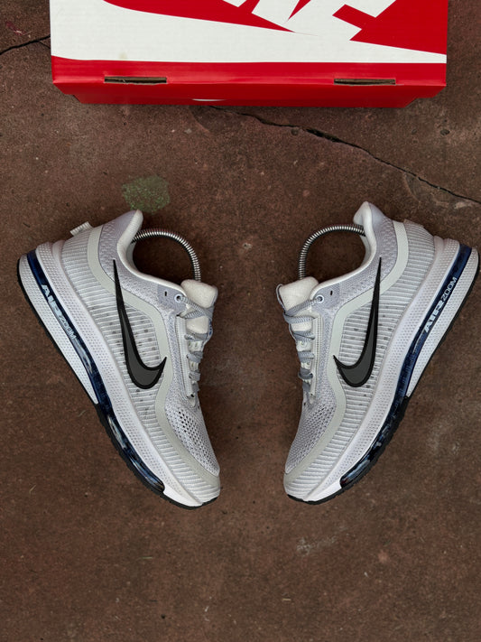 Air Max zoom grey