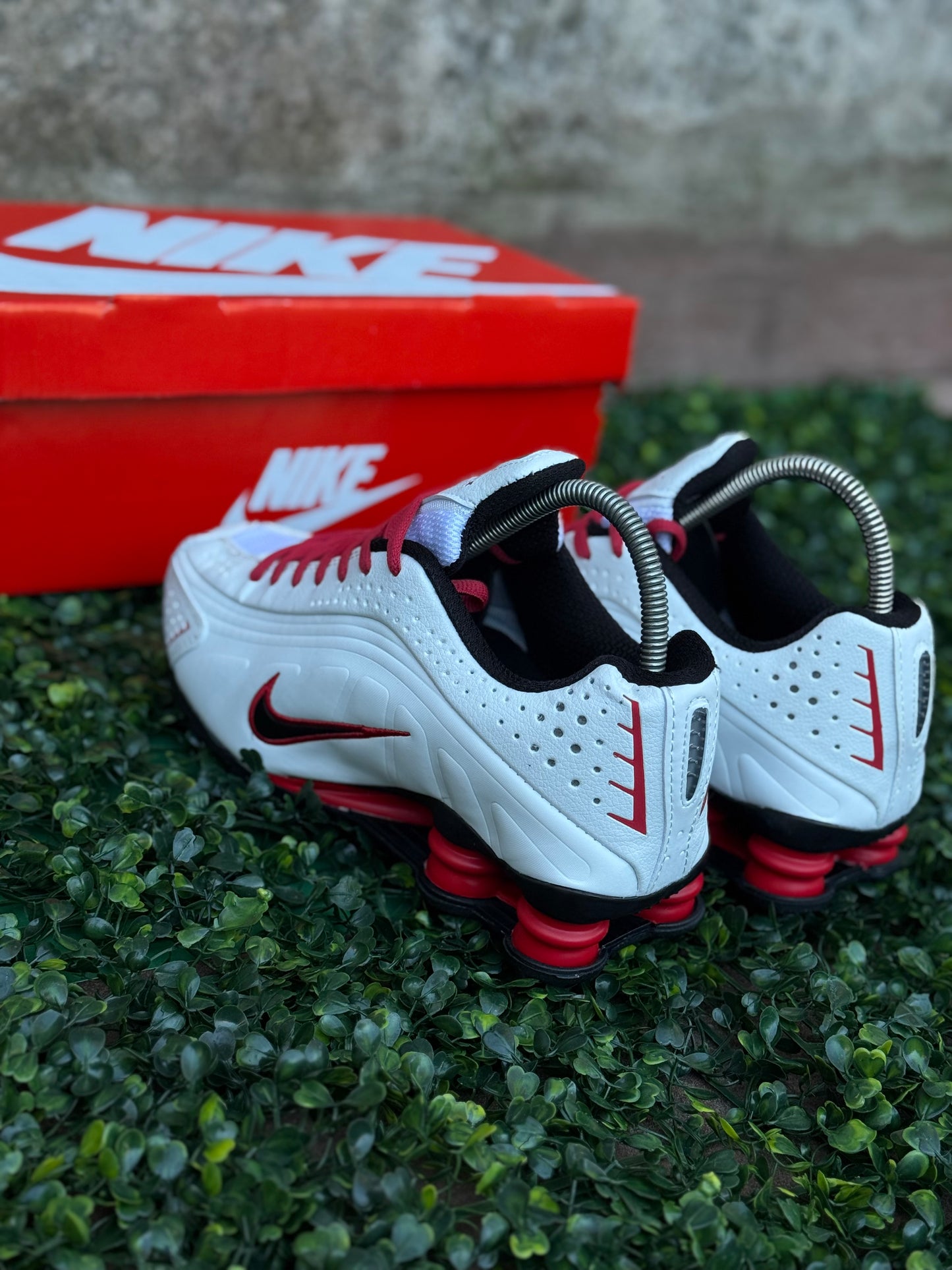 Nike shox r4