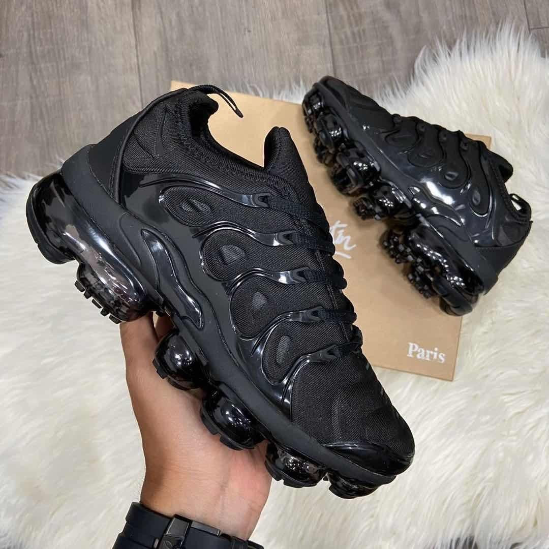 Vapor Max plus full black