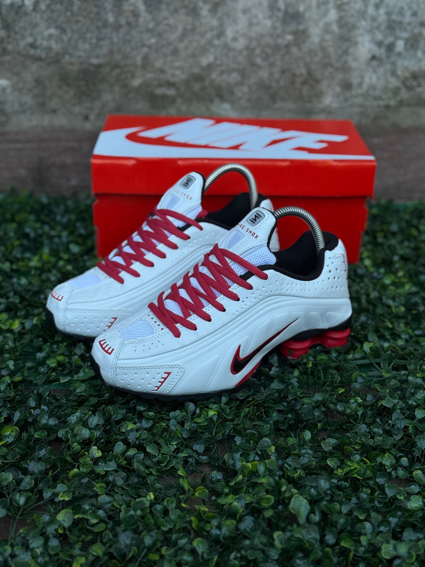 Nike shox r4