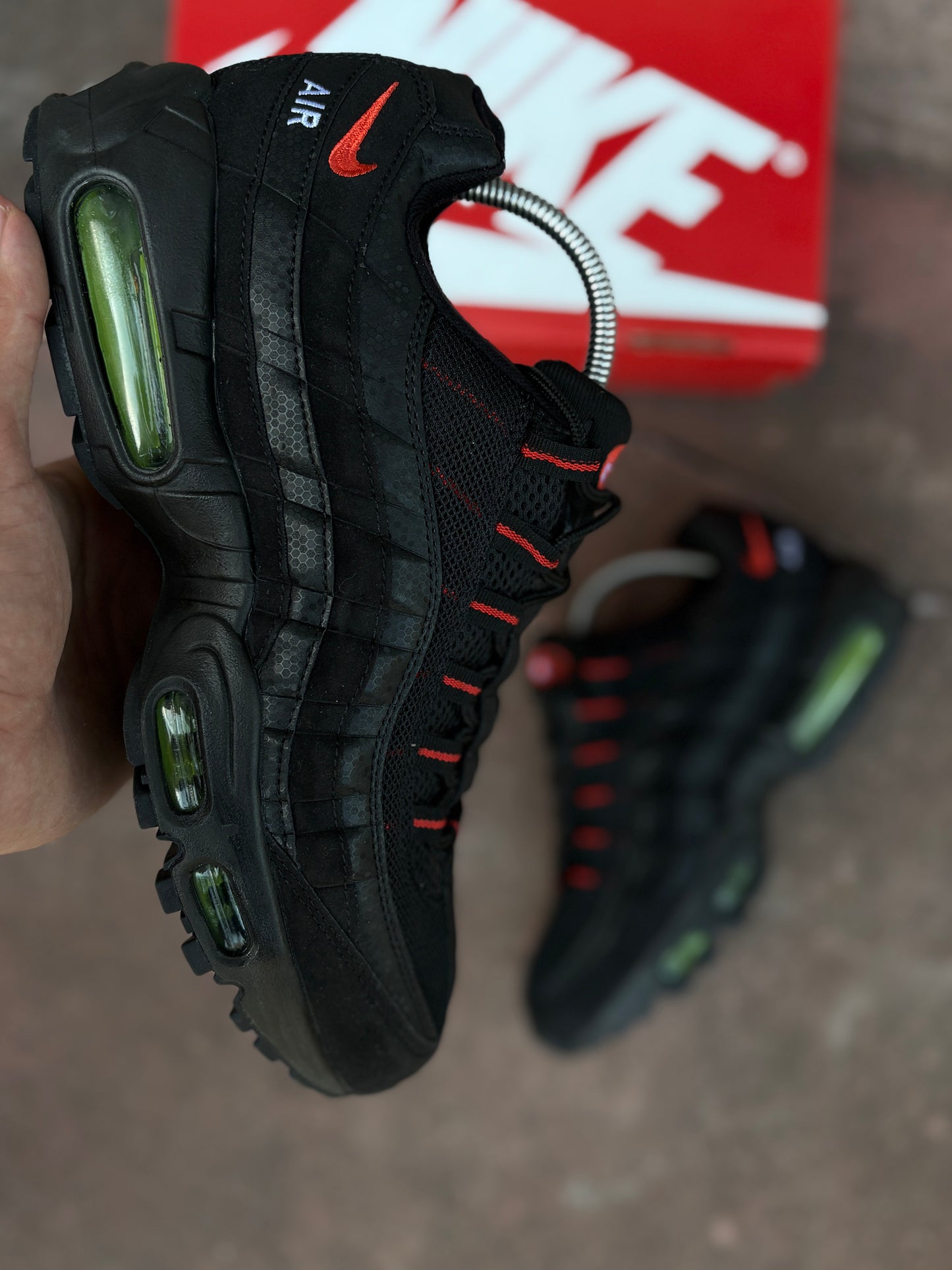 Air Max 95 black and grenred